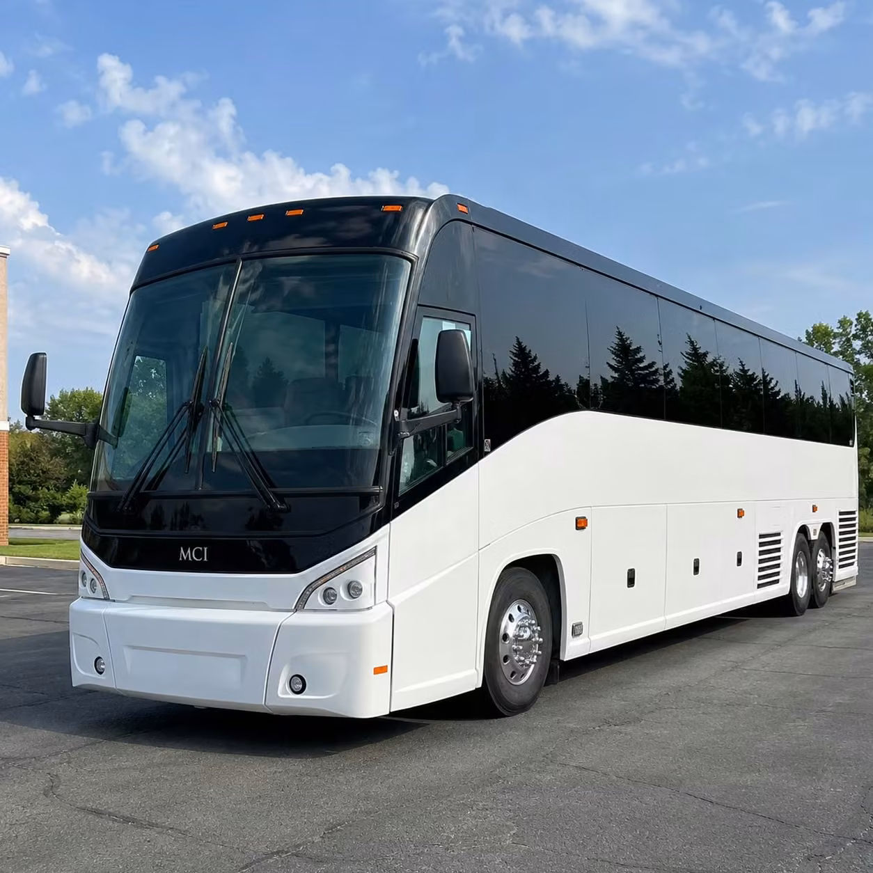 charter bus rentals for lincoln zoo nature center and outdoor field trips