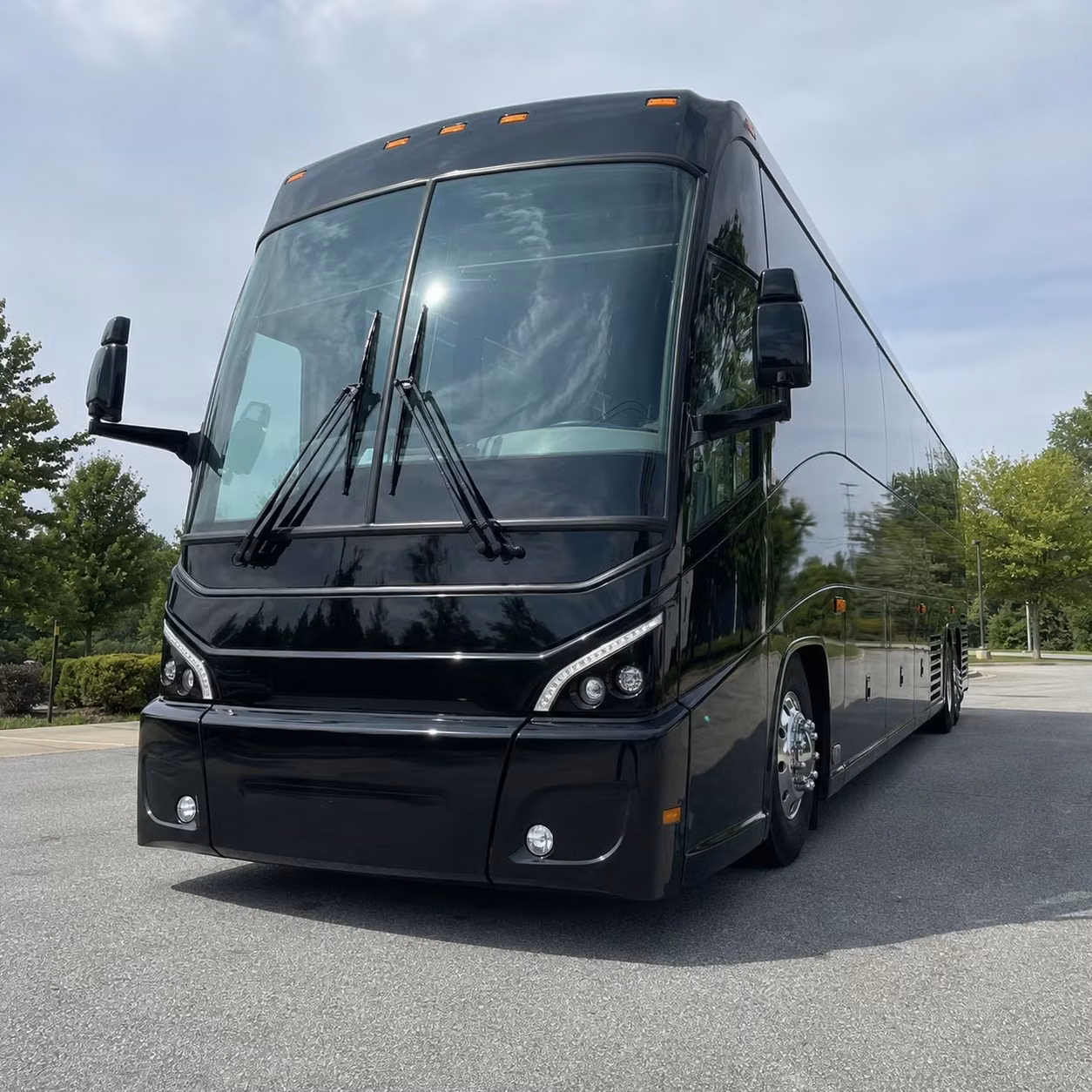 charter bus shuttles for nebraska national guard personnel in lincoln