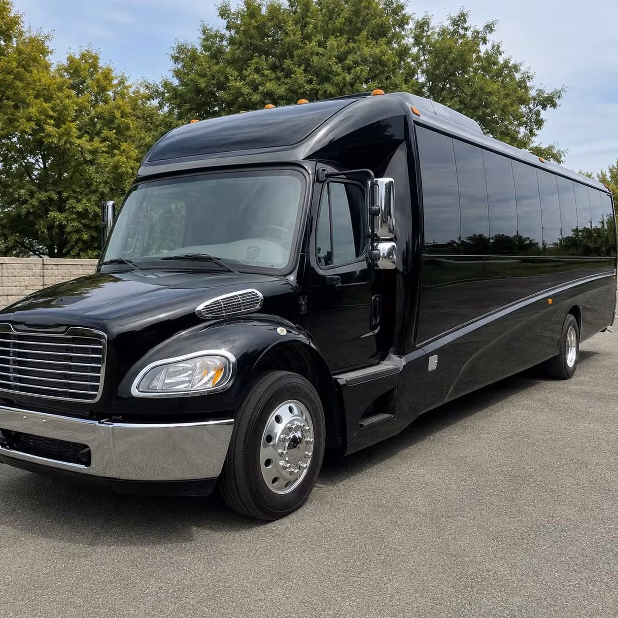 lincoln 35 passenger minibus rental