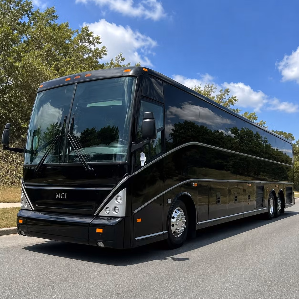 lincoln 56 passenger charter bus rental