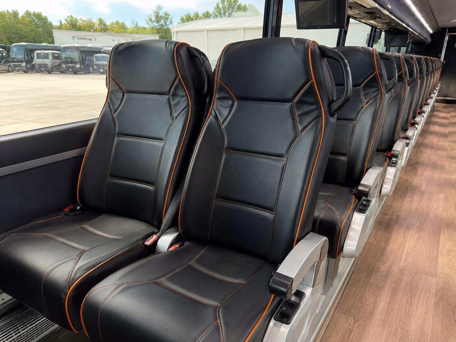 lincoln long distance transportation